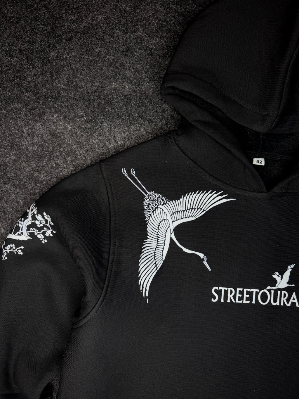 CALM HOODIE