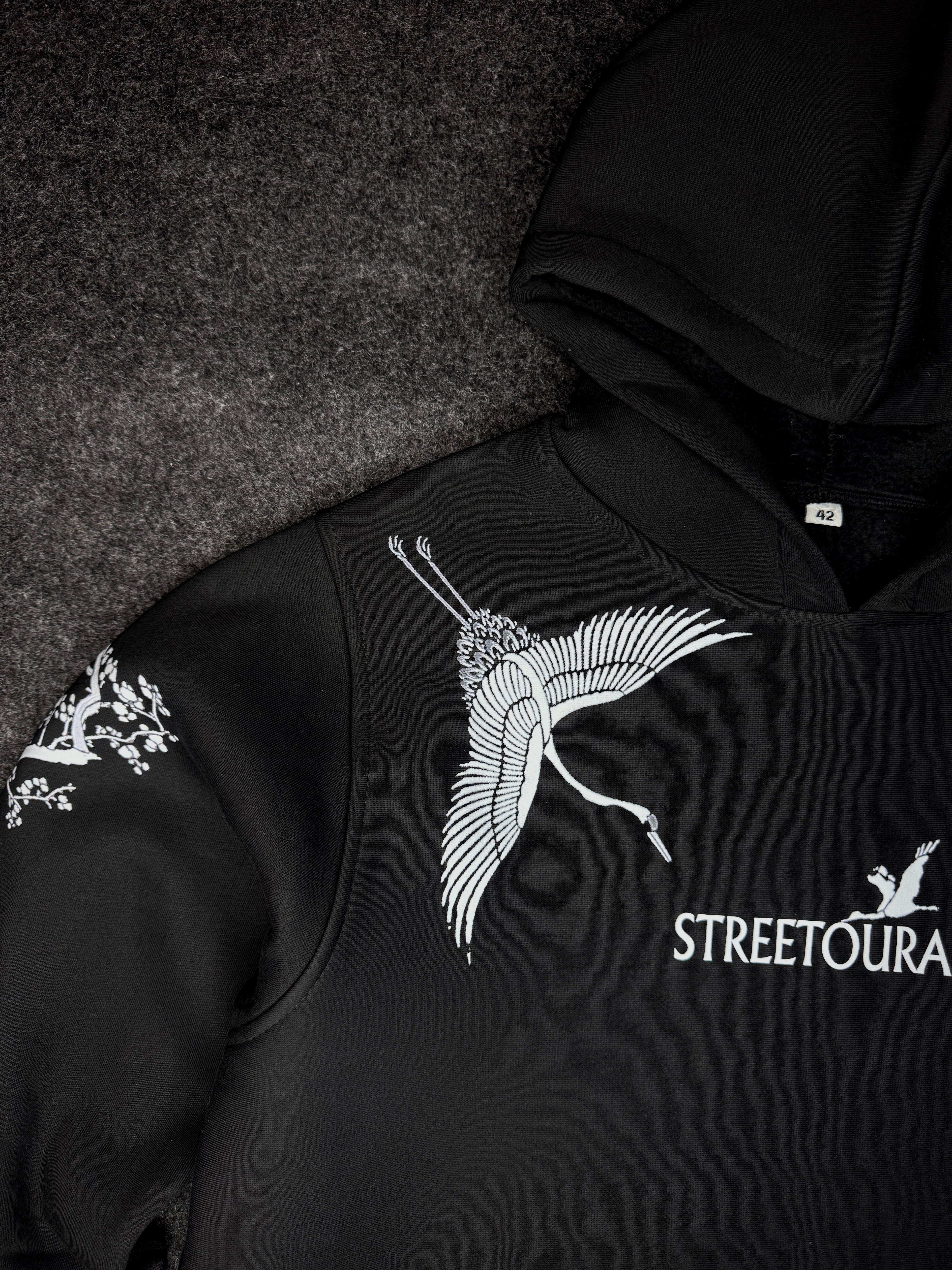 CALM HOODIE